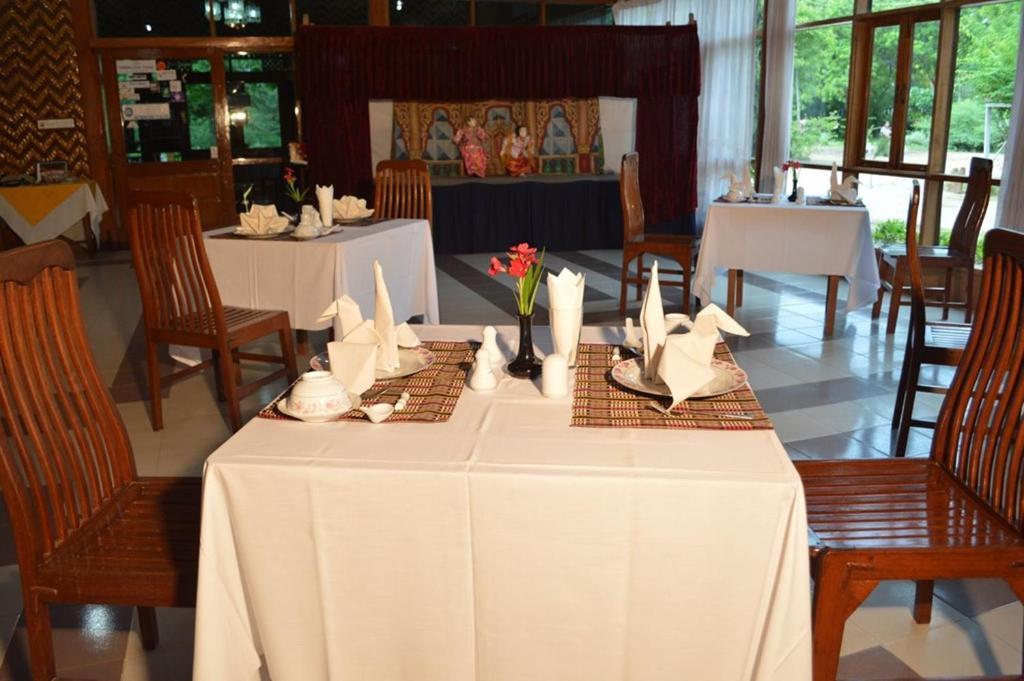 Ruby True Hotel Bagan Exterior foto